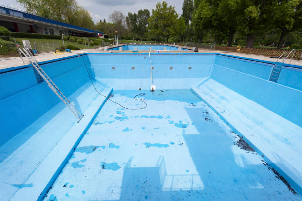 Best 24/7 water damage repair  in Southgate, FL